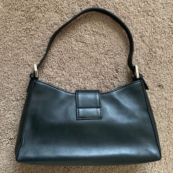 F1027 Fendi baguette leather bag with dust bag - Picture 3 of 8